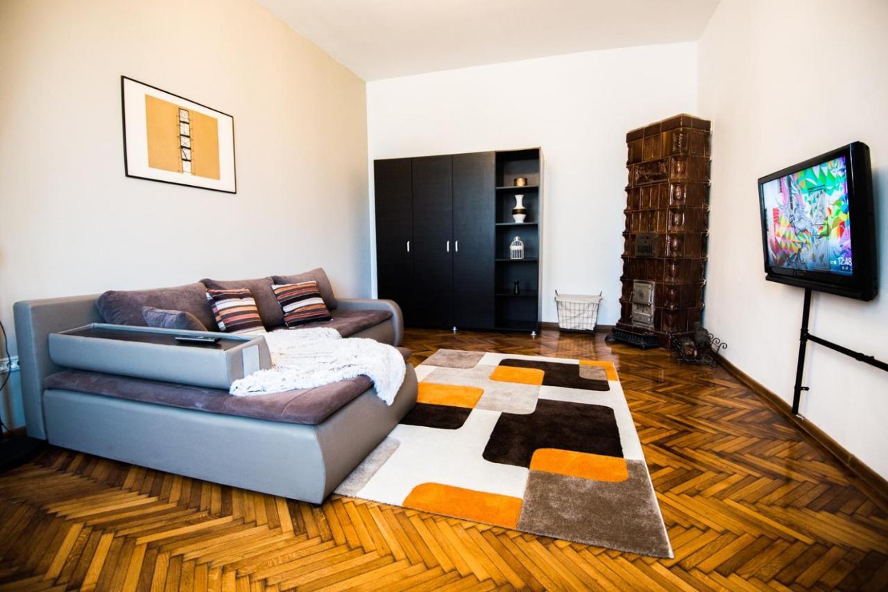 Writer S Street Residence Арад Экстерьер фото